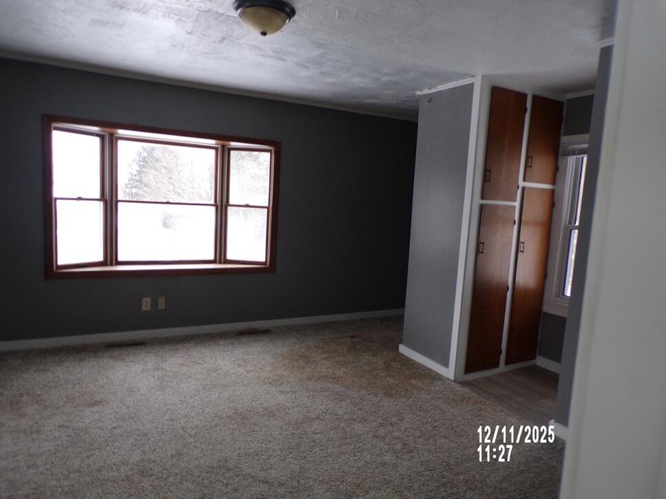 305 W Pine Street Property Photo 5