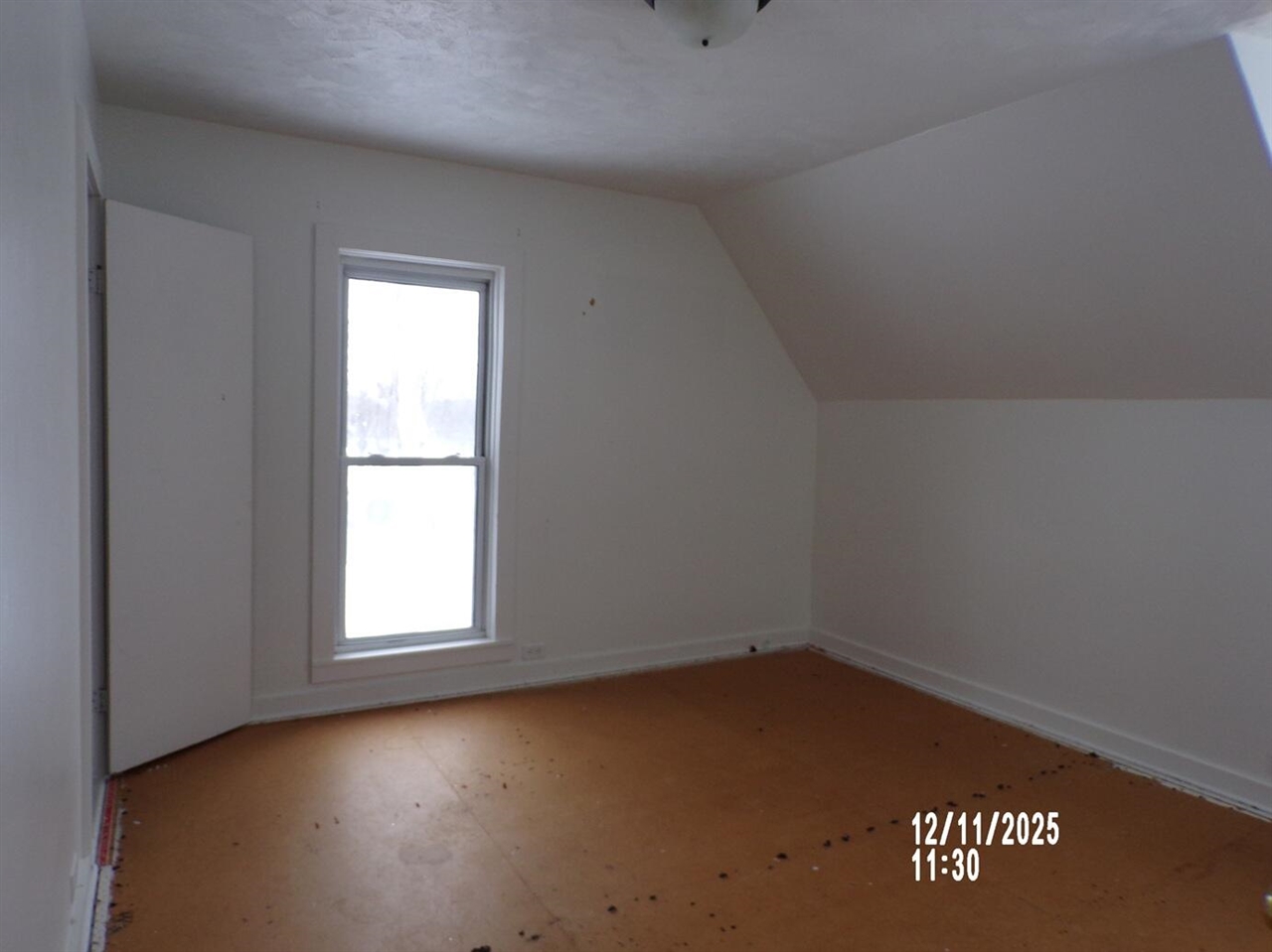 305 W Pine Street Property Photo 8