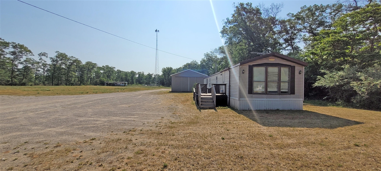 6634 N Woodbridge Road Property Photo 6