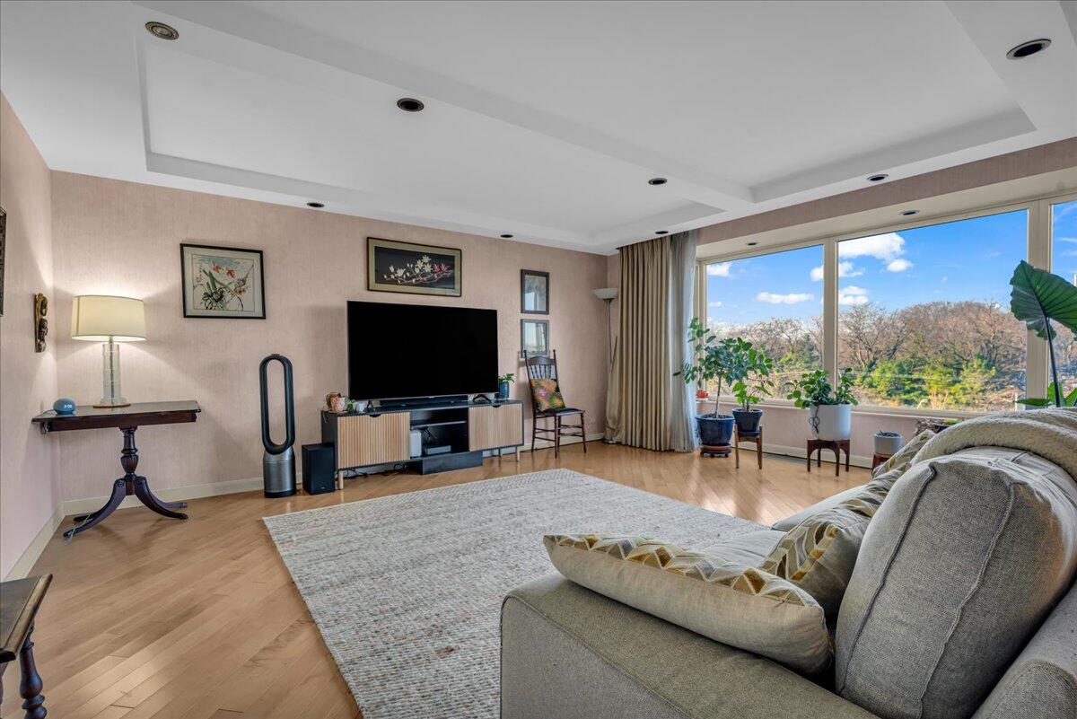 1300 E Lafayette Street Property Photo 3