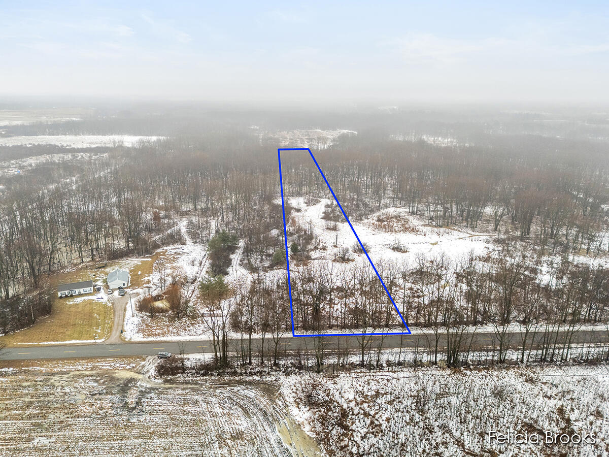 17580 Pine Lake Avenue Property Photo 1
