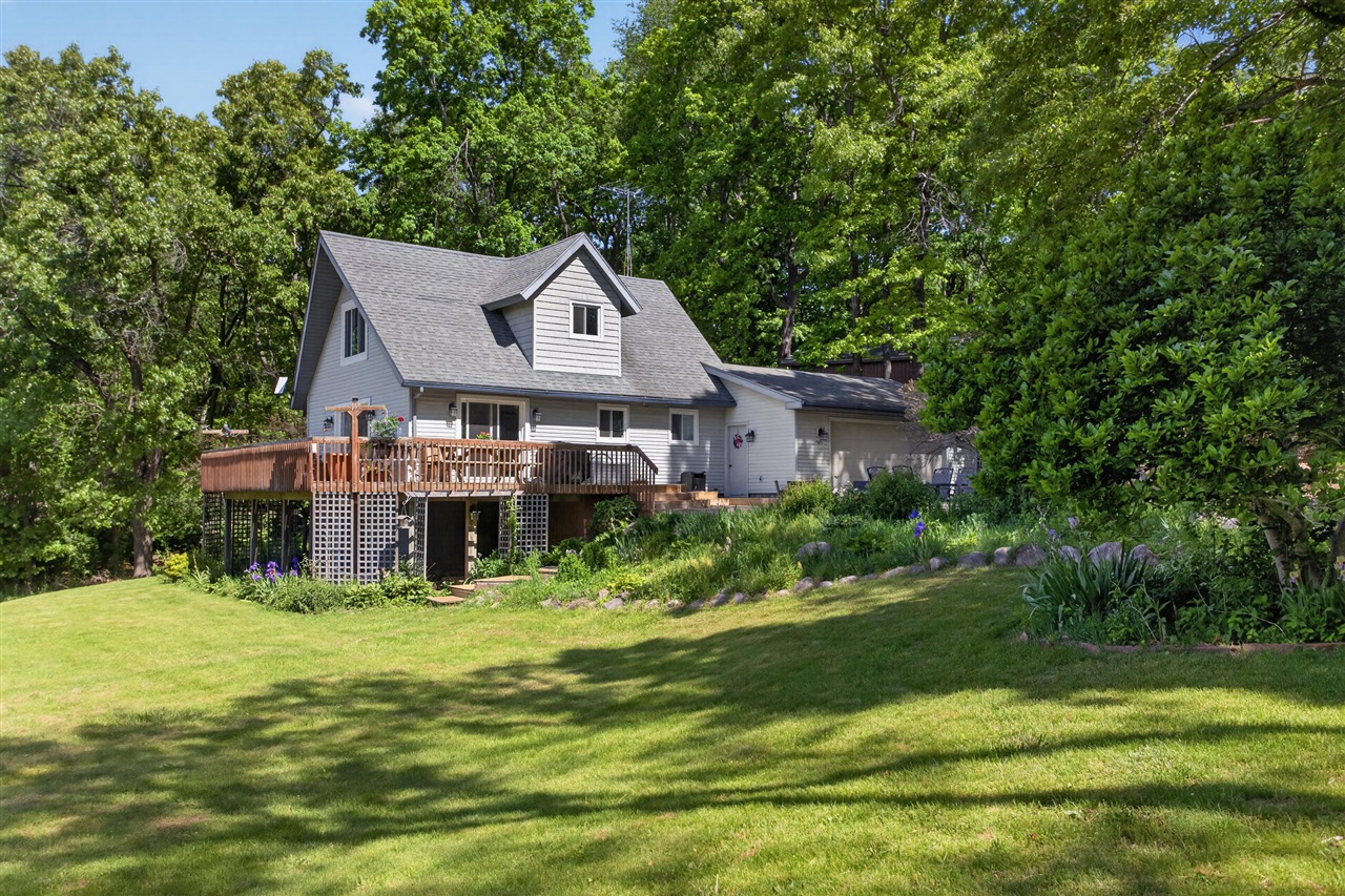 7870 Sears Road Property Photo 1