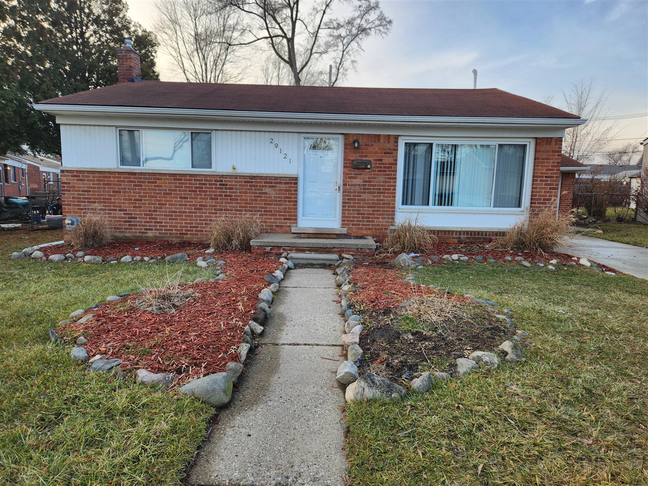 29121 Mark Avenue Property Photo 1