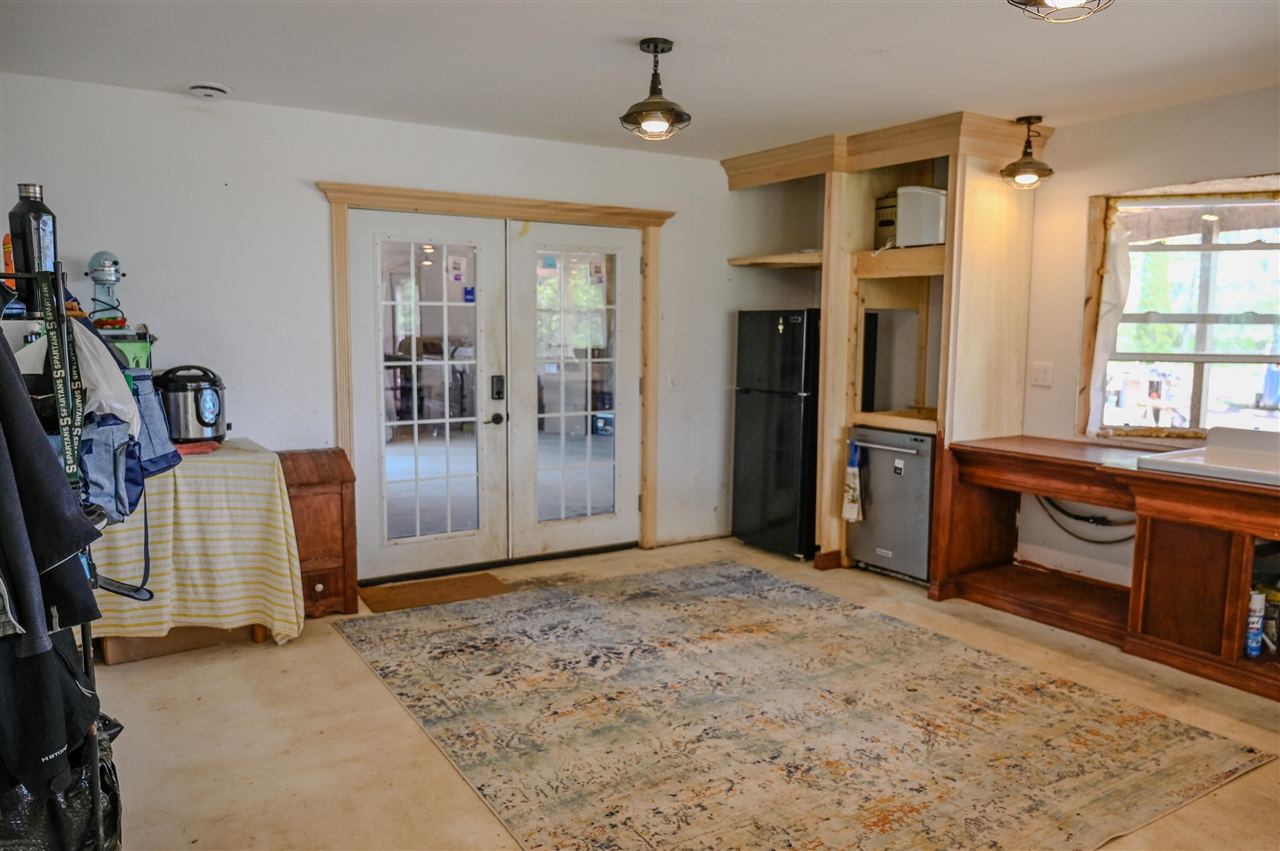 8492 Gibson Avenue Property Photo 3