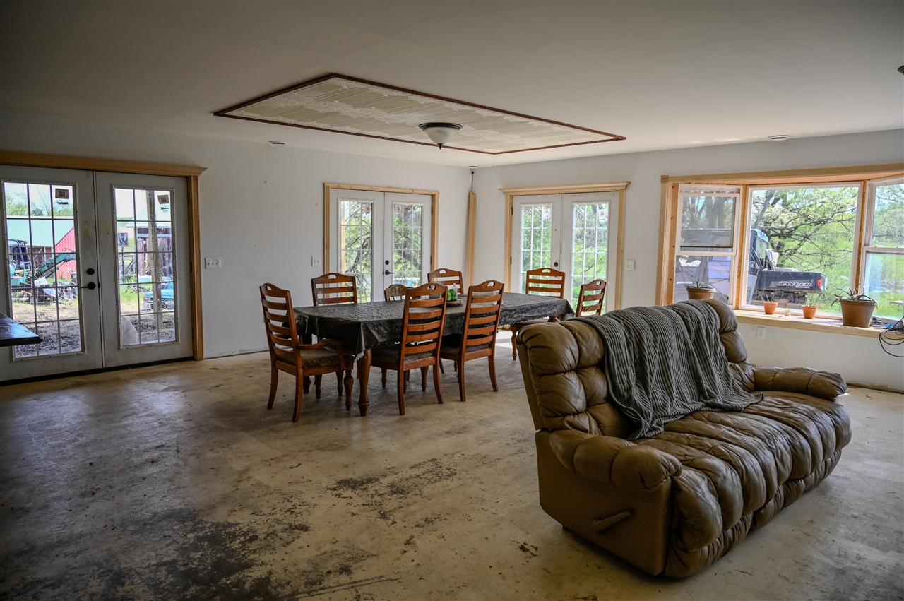 8492 Gibson Avenue Property Photo 10