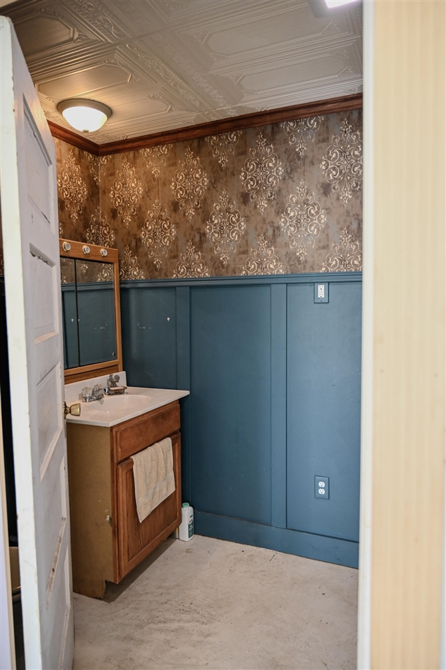 8492 Gibson Avenue Property Photo 14