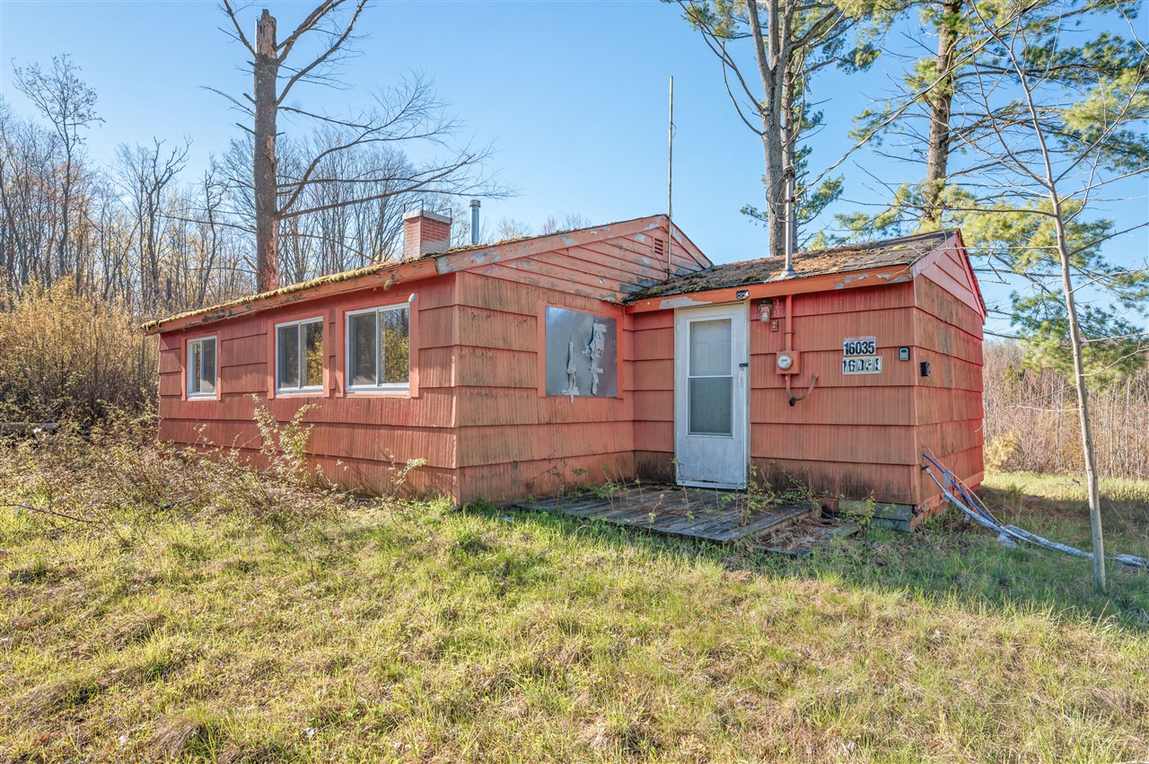 16107 12 Mile Road Property Photo 1