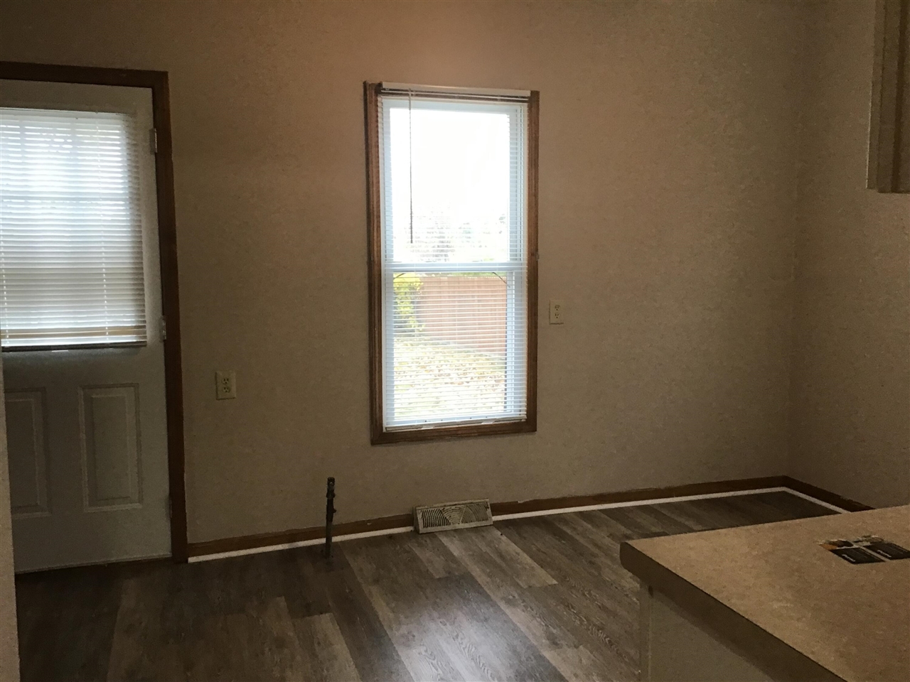 3152 9th Street Property Photo 5