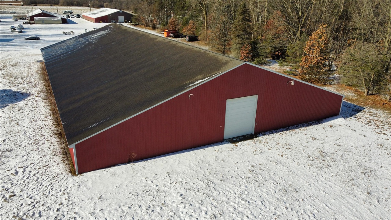 70511125 Property Photo 10