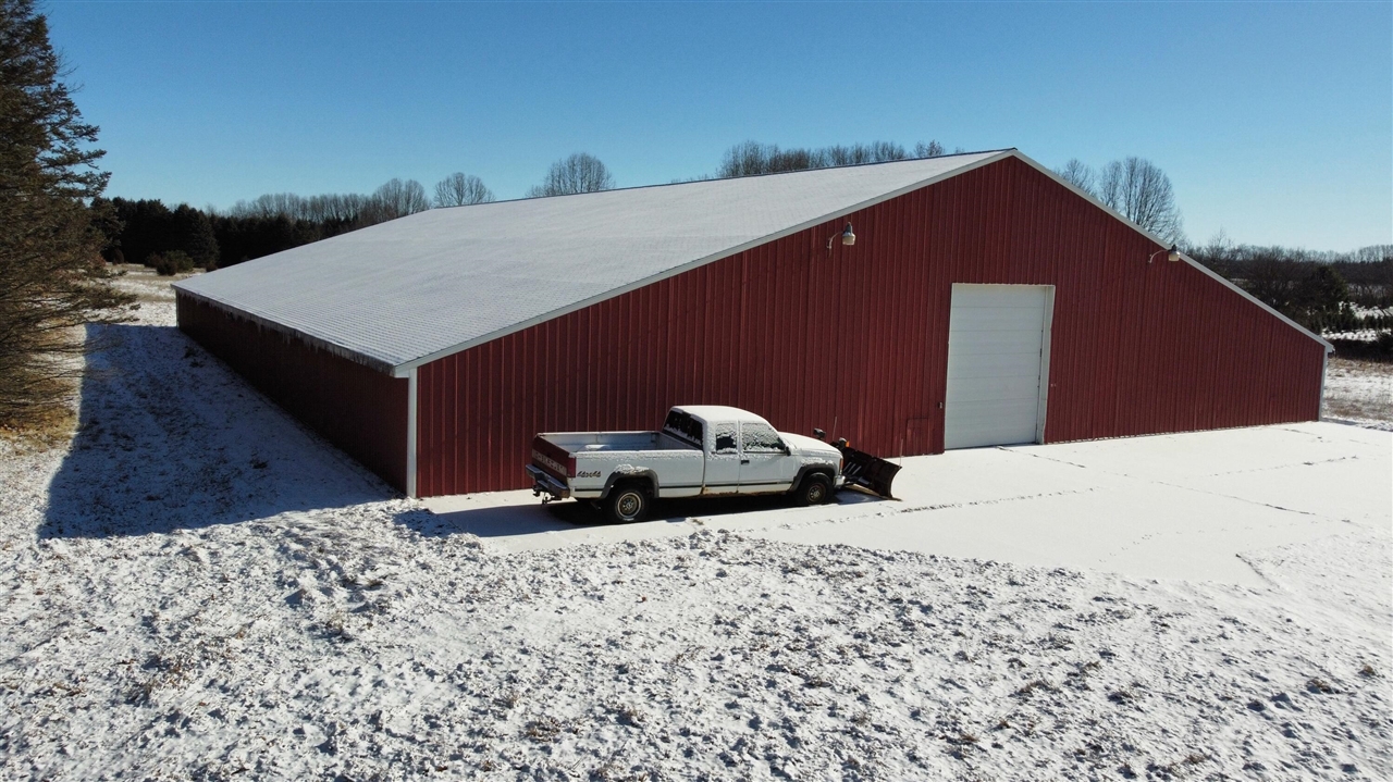 70511125 Property Photo 12