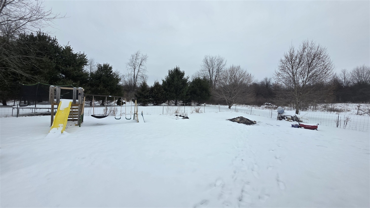 15143 H Drive Property Photo 12
