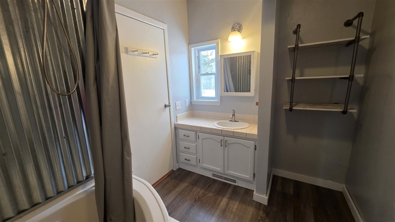15143 H Drive Property Photo 21