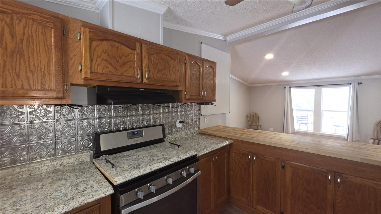 15143 H Drive Property Photo 27