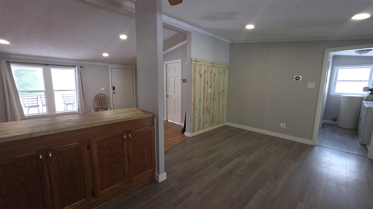 15143 H Drive Property Photo 28