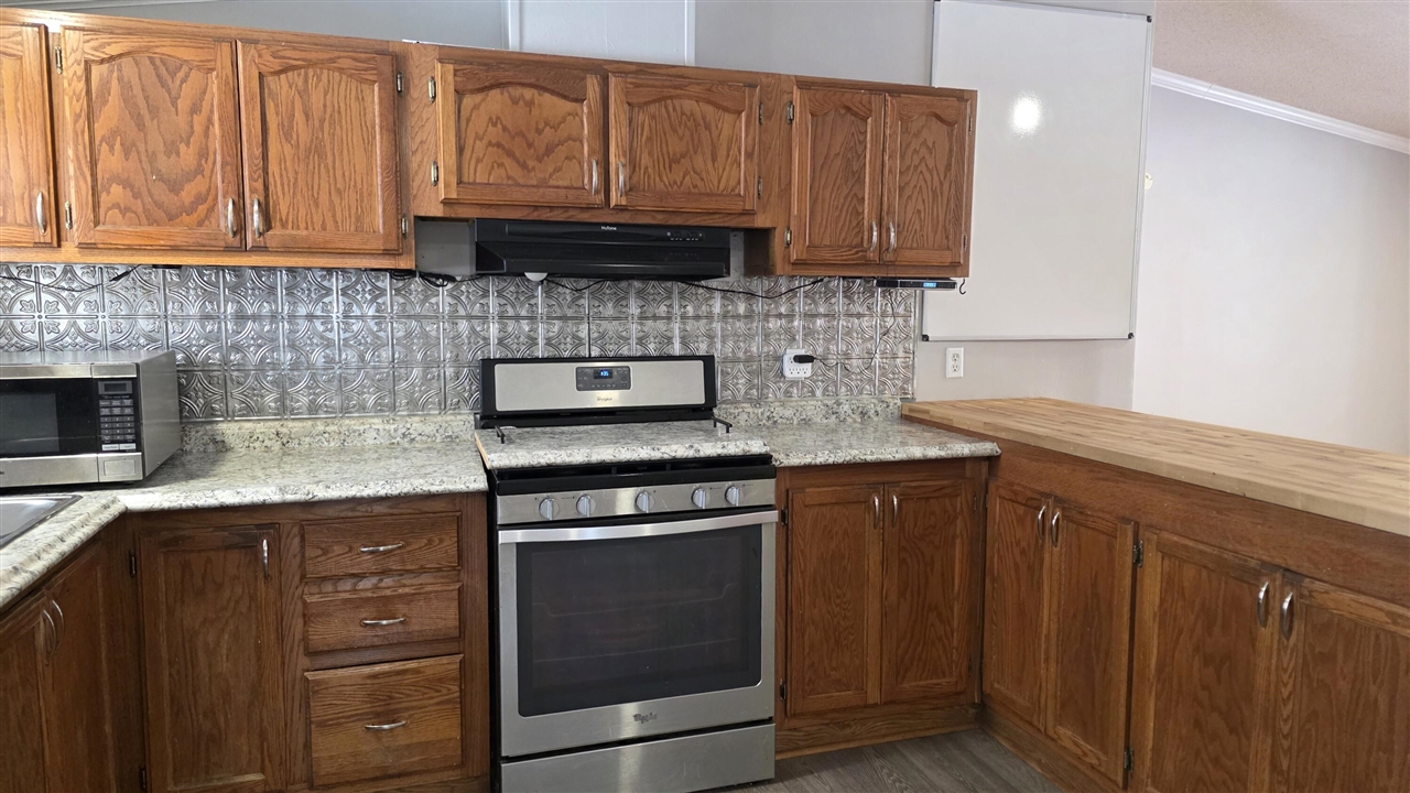 15143 H Drive Property Photo 36