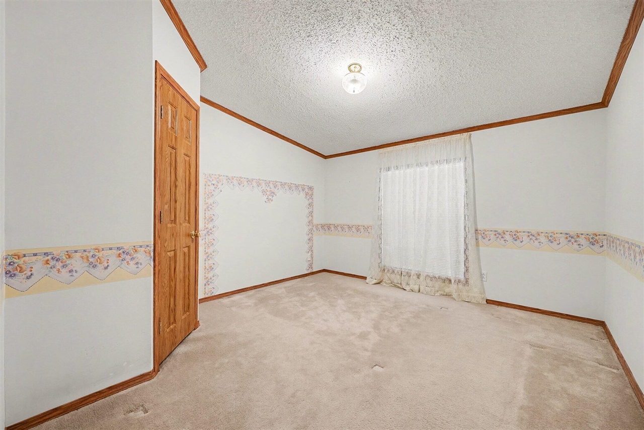1330 Windridge Lane Property Photo 12