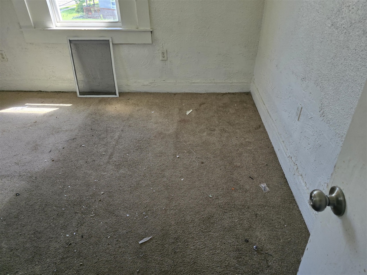 323 Ferry Avenue Property Photo 11