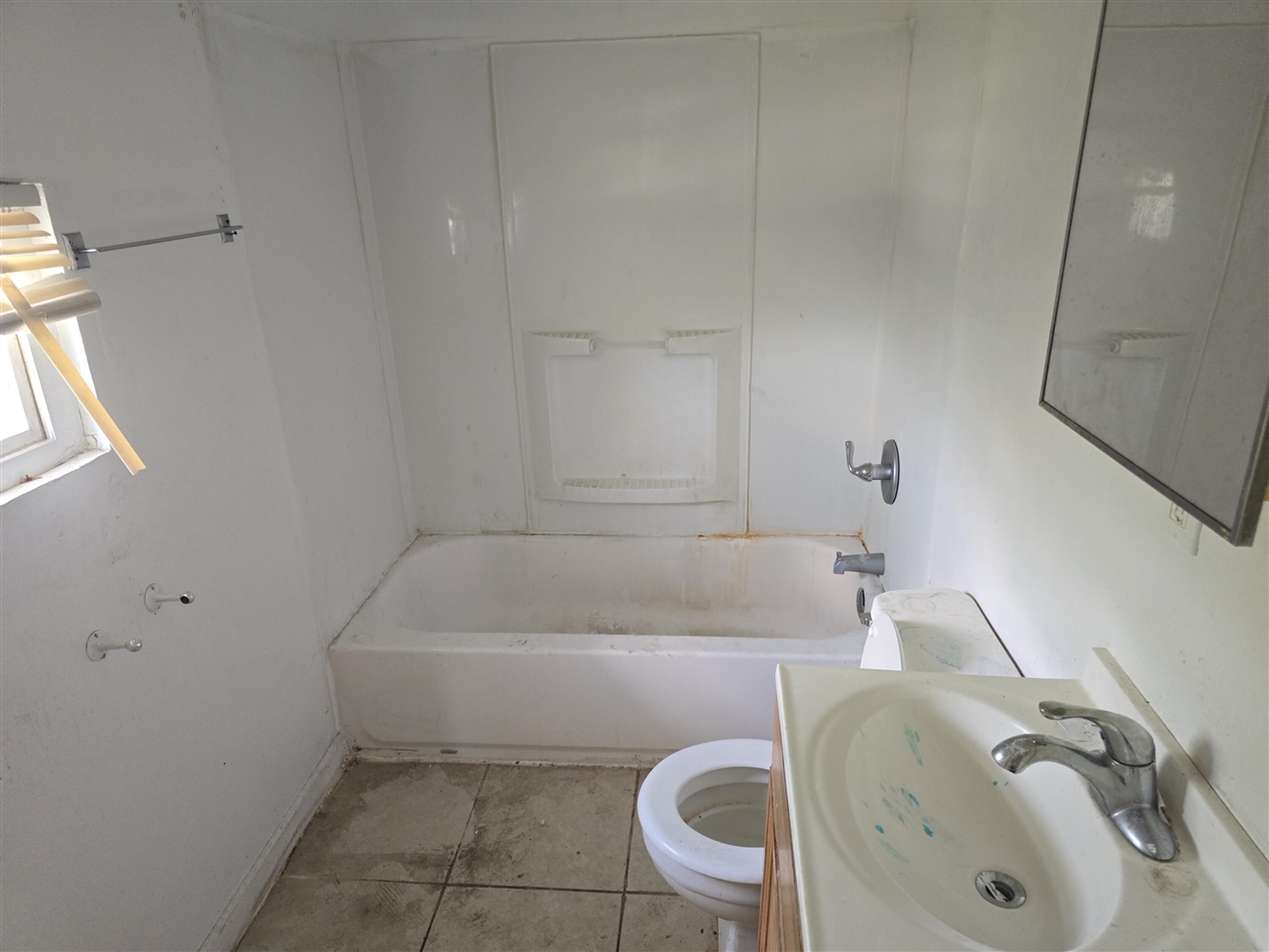 323 Ferry Avenue Property Photo 12