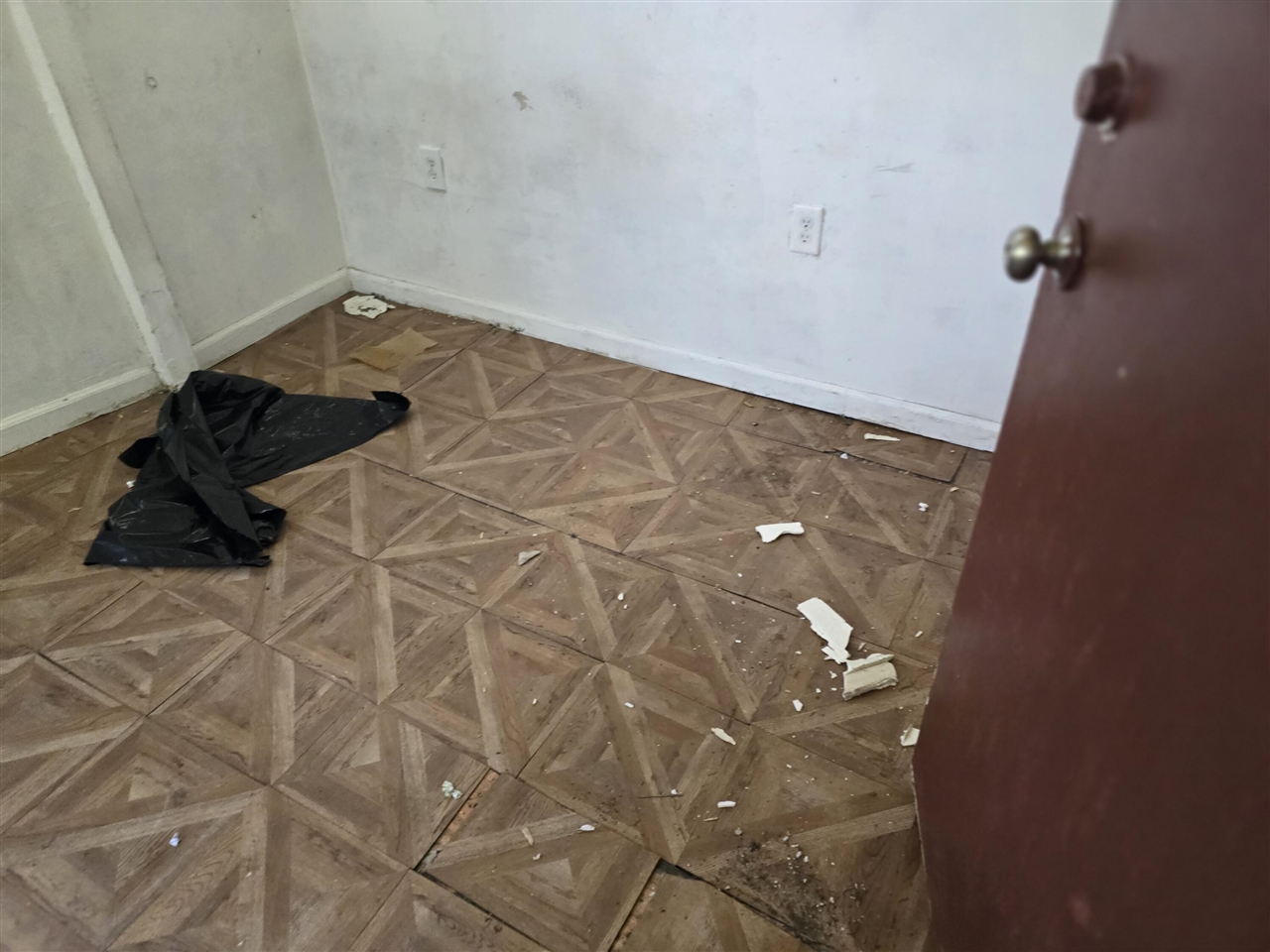 323 Ferry Avenue Property Photo 26