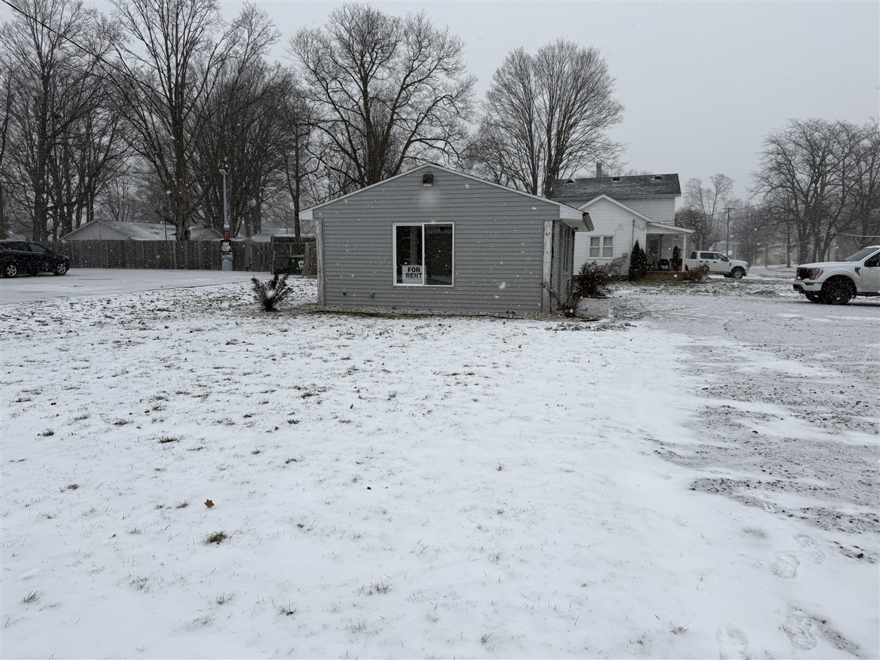 102 N Lincoln Avenue Property Photo 5