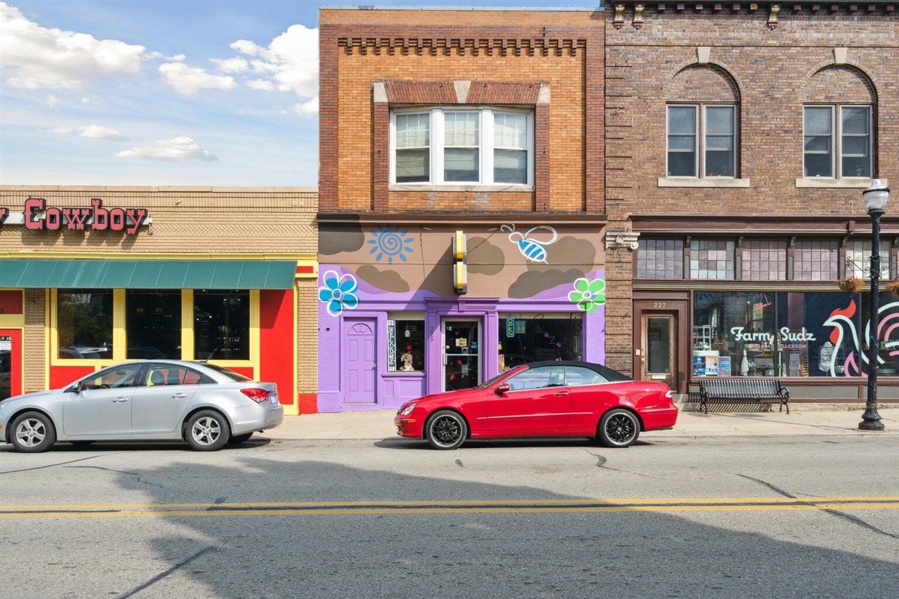 223 S Mechanic Street Property Photo 4