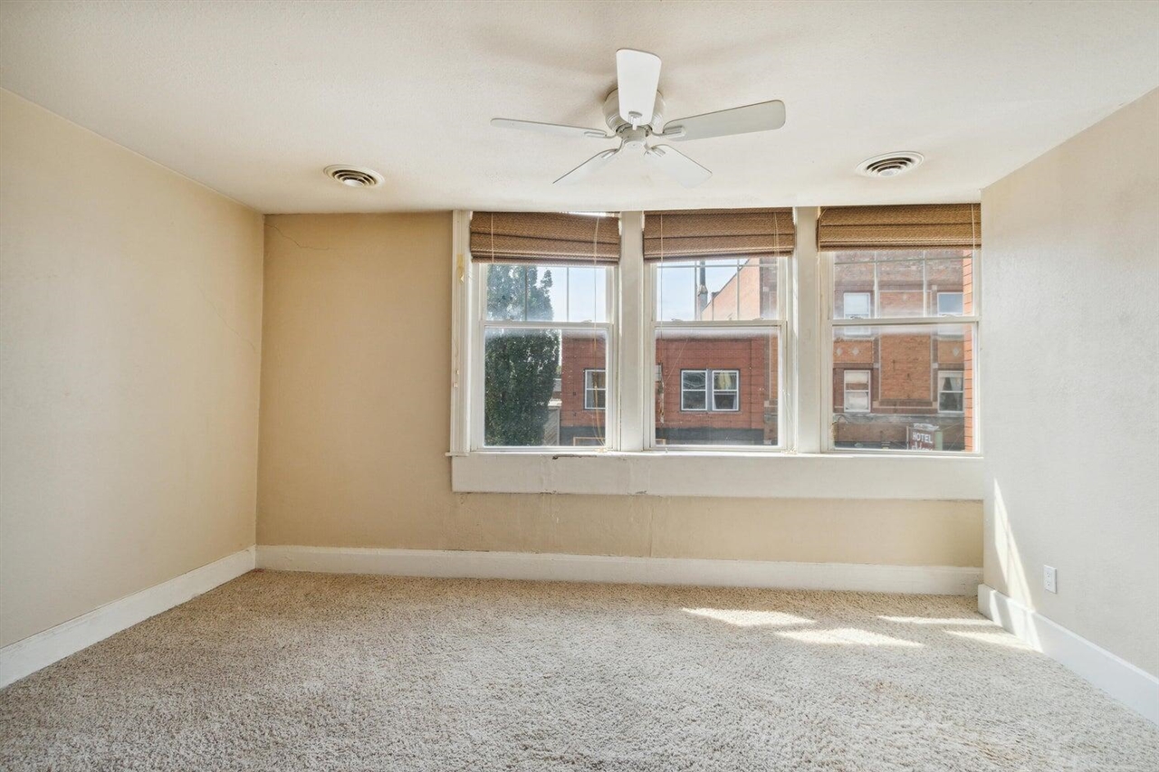 223 S Mechanic Street Property Photo 25