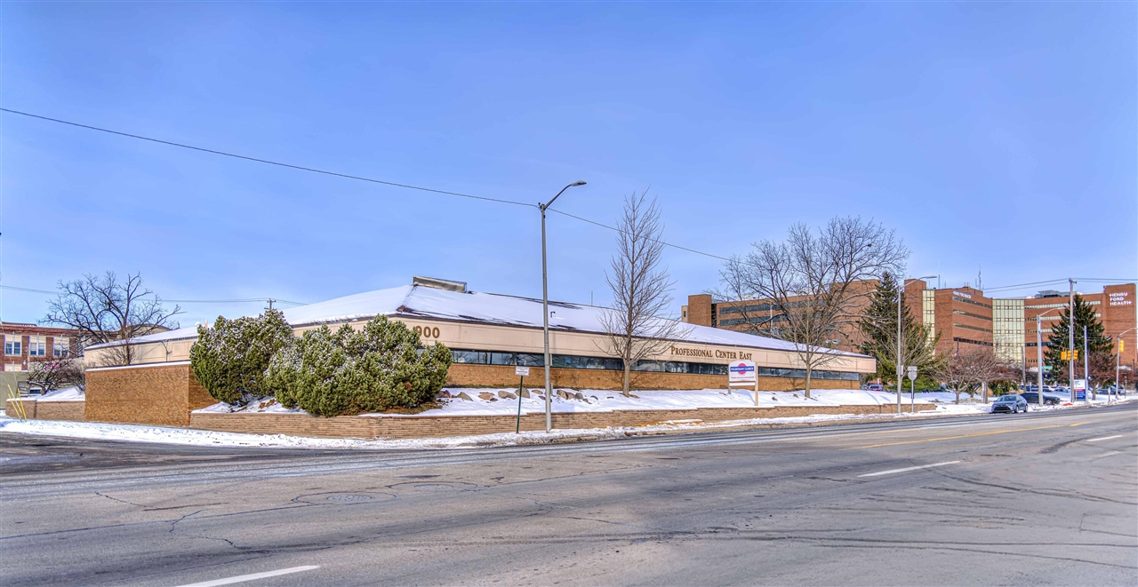 900 E Michigan Avenue Property Photo 1