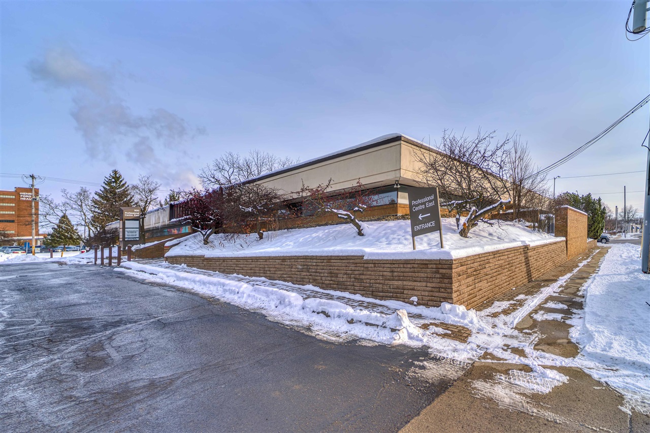 900 E Michigan Avenue Property Photo 3