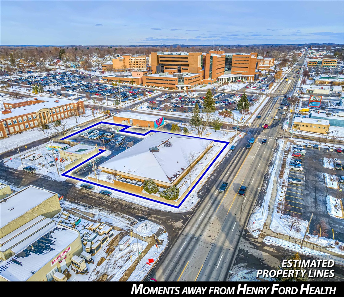 900 E Michigan Avenue Property Photo 6