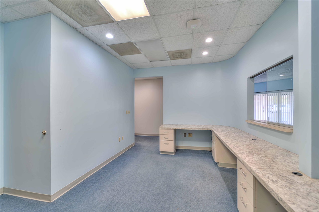900 E Michigan Avenue Property Photo 12