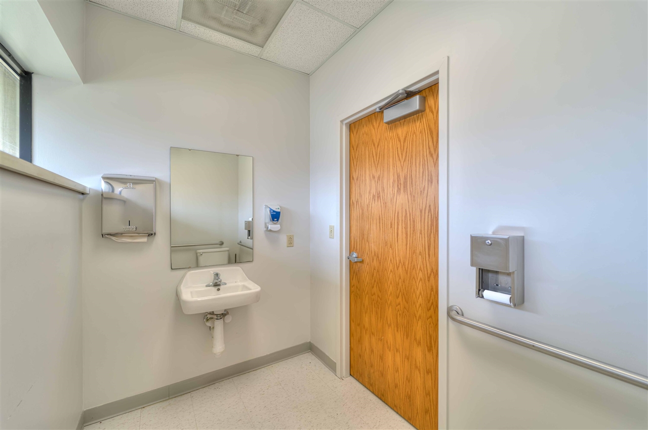 900 E Michigan Avenue Property Photo 25