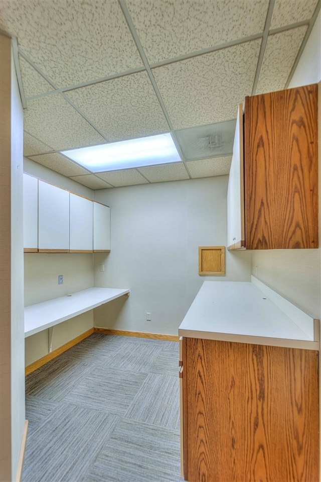 900 E Michigan Avenue Property Photo 13