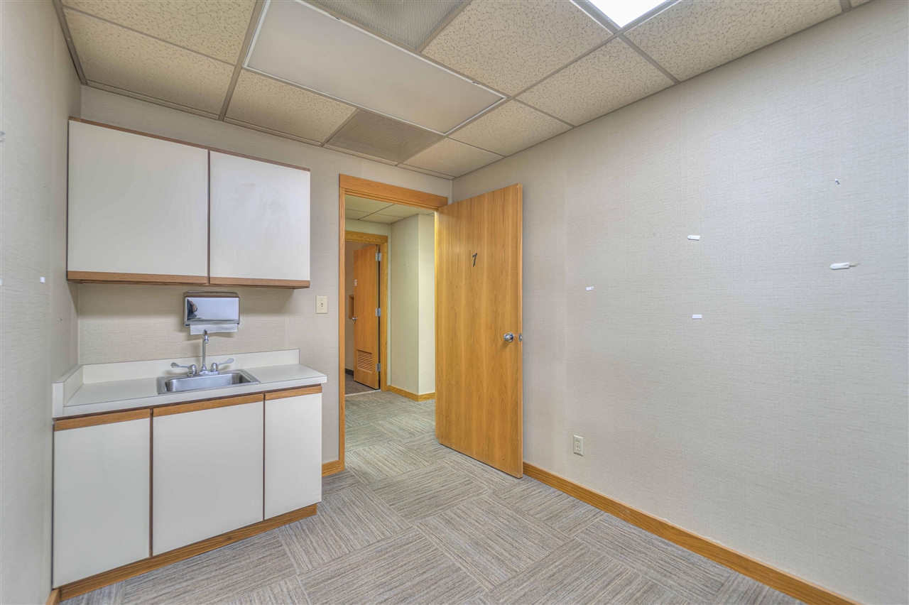 900 E Michigan Avenue Property Photo 21