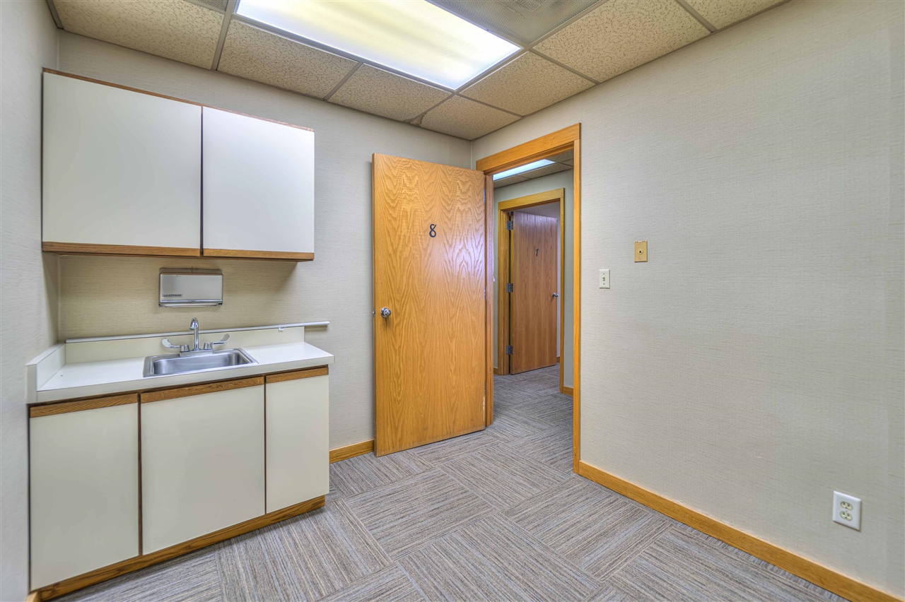 900 E Michigan Avenue Property Photo 23