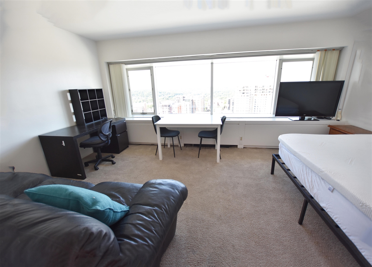 555 E William Street Property Photo 1