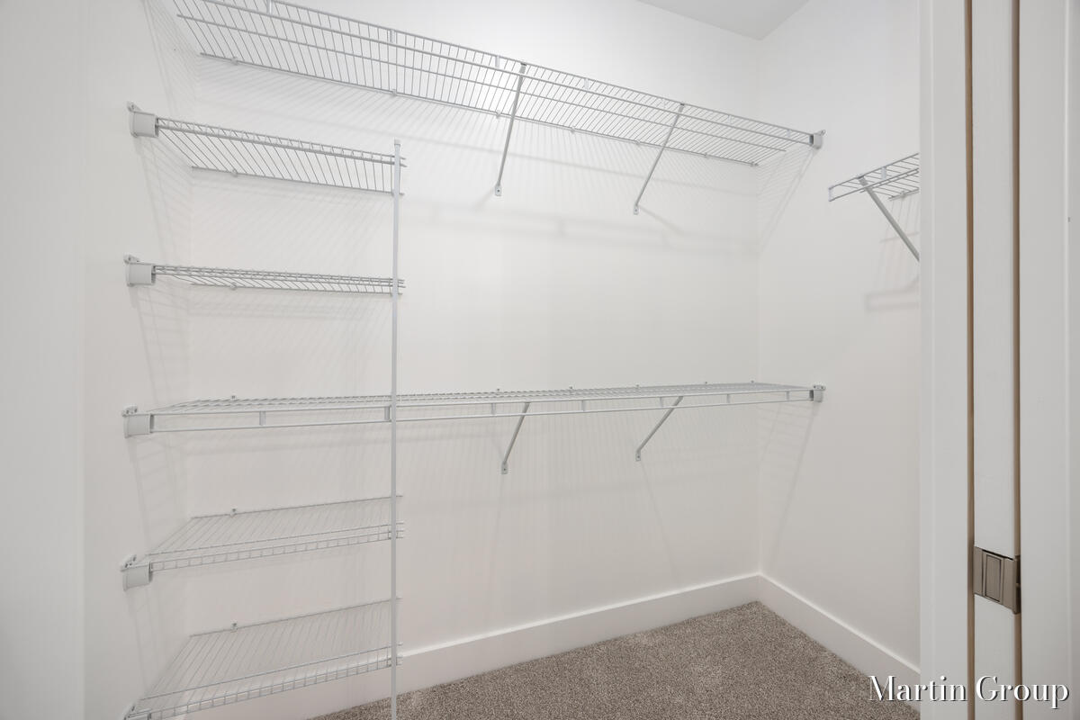 2247 Watertown Way Property Photo 13