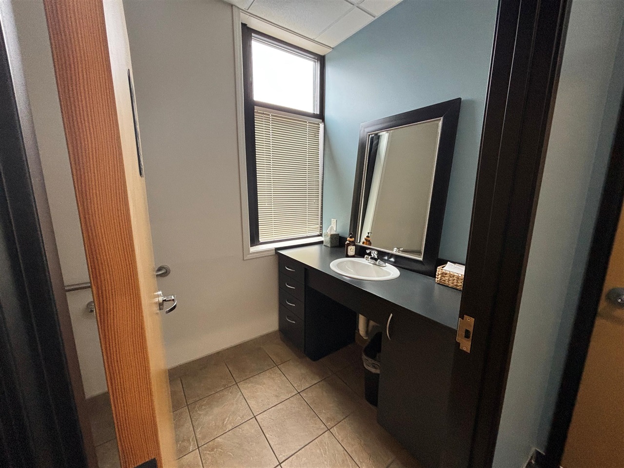 6058 S 12th Street Property Photo 10