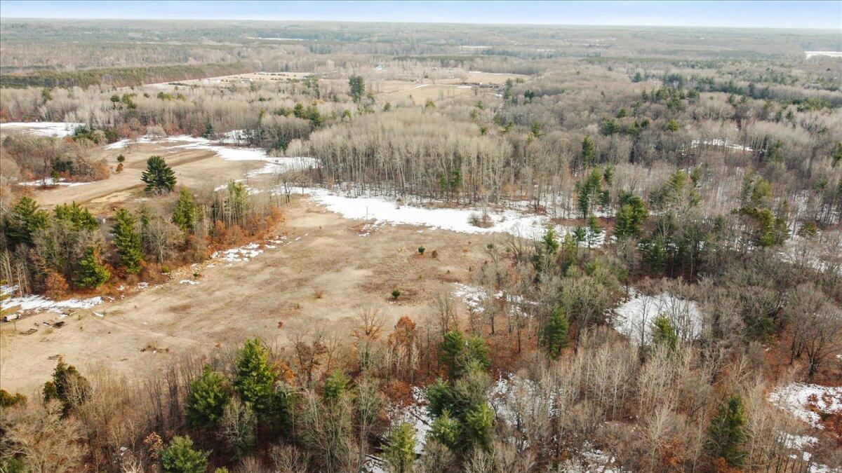 70512105 Property Photo 4