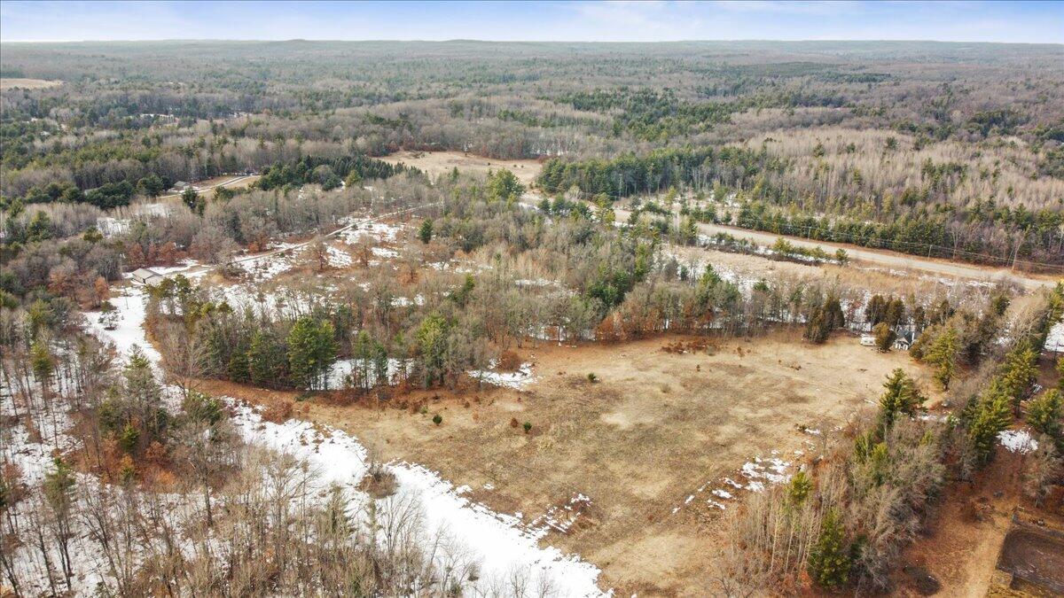 70512105 Property Photo 7