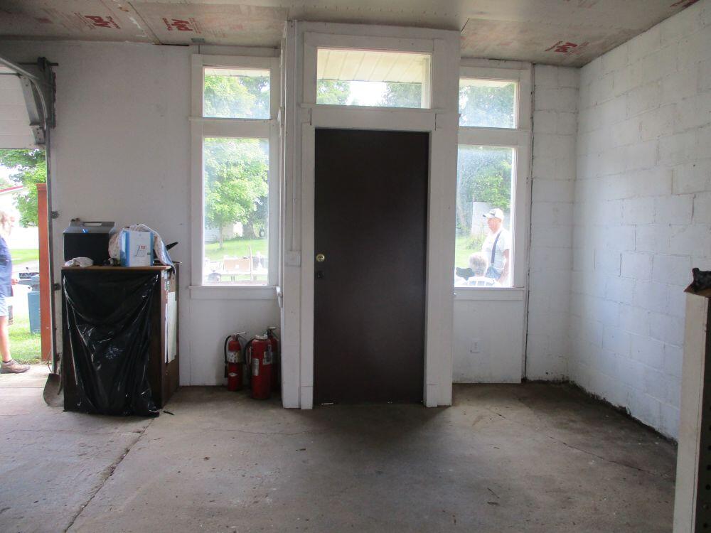 55694 Goff Lake Road Property Photo 4