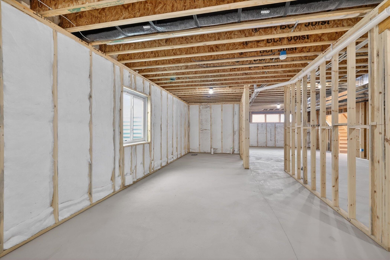 6627 Chaffey Creek Trail Property Photo 27