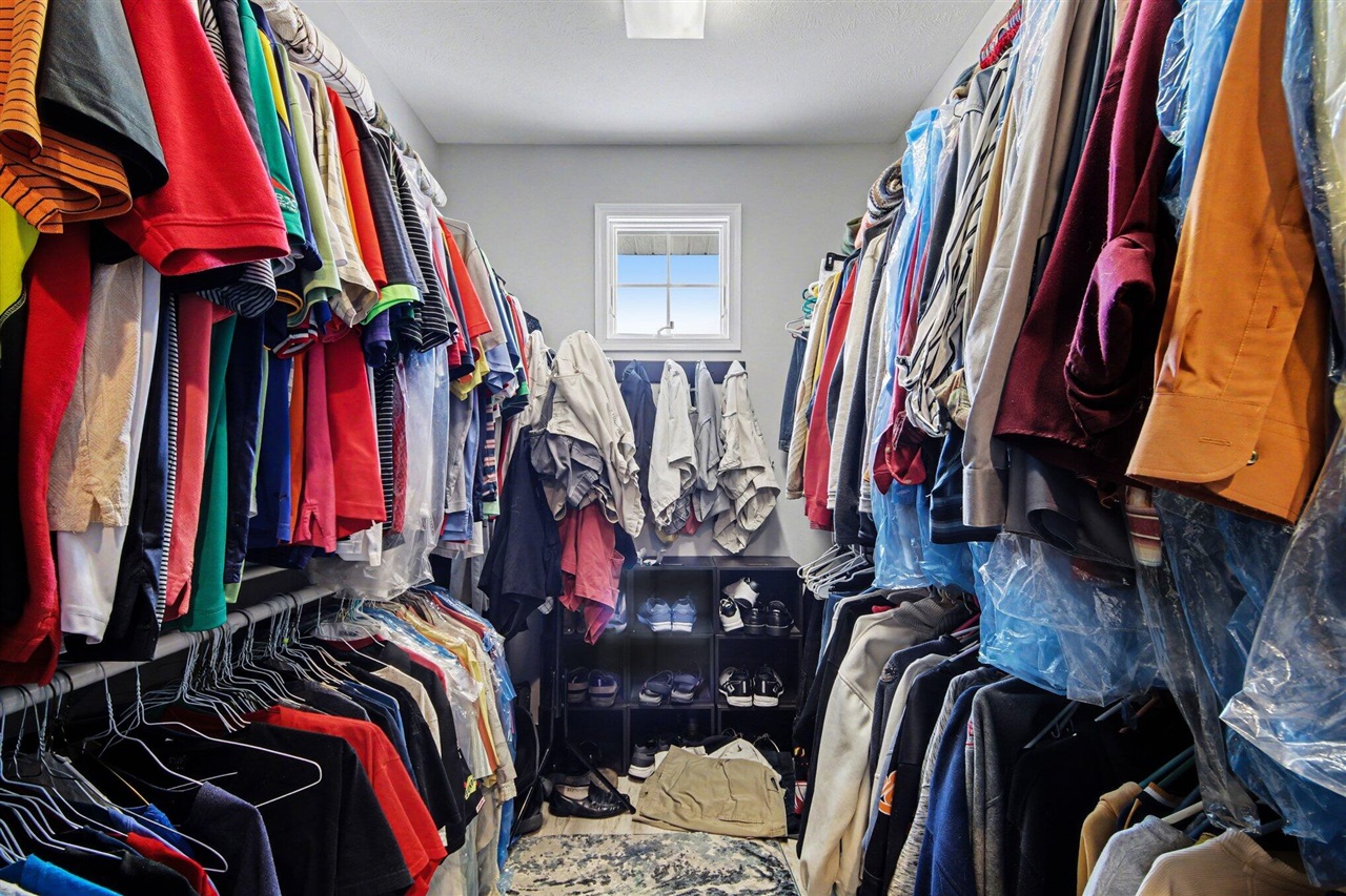 1087 Barrington Property Photo 13