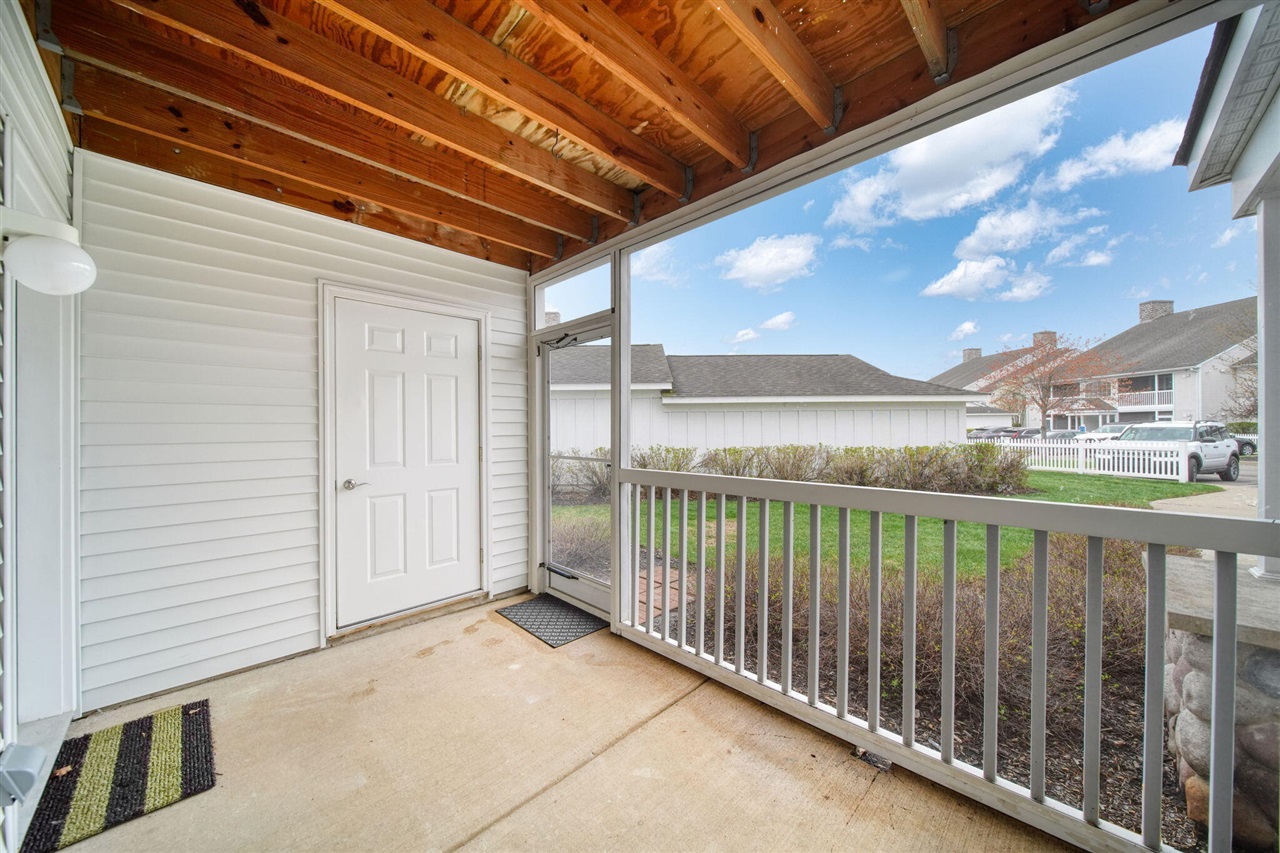 2738 S Knightsbridge Circle Property Photo 16