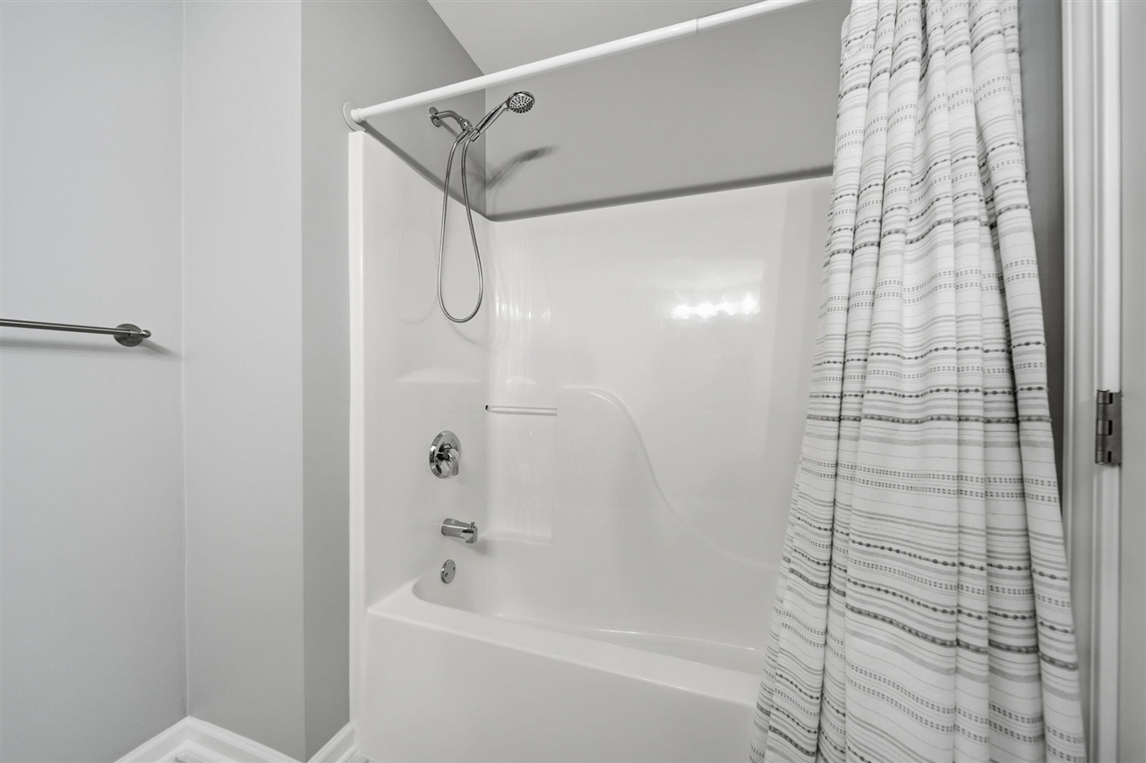 2738 S Knightsbridge Circle Property Photo 18