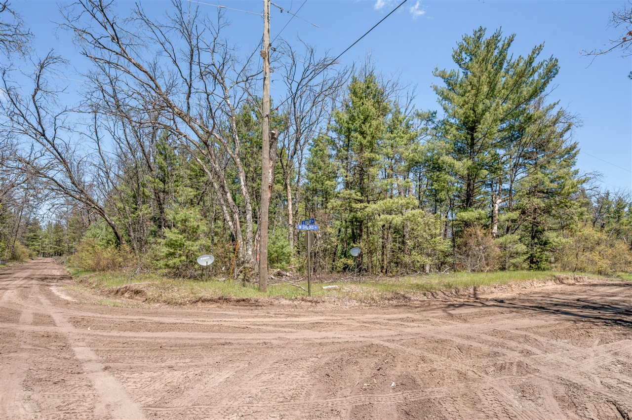 00 Bradby Blvd Property Photo 7