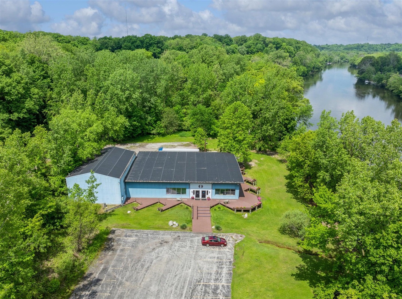 15437 Red Bud Trail Property Photo 2