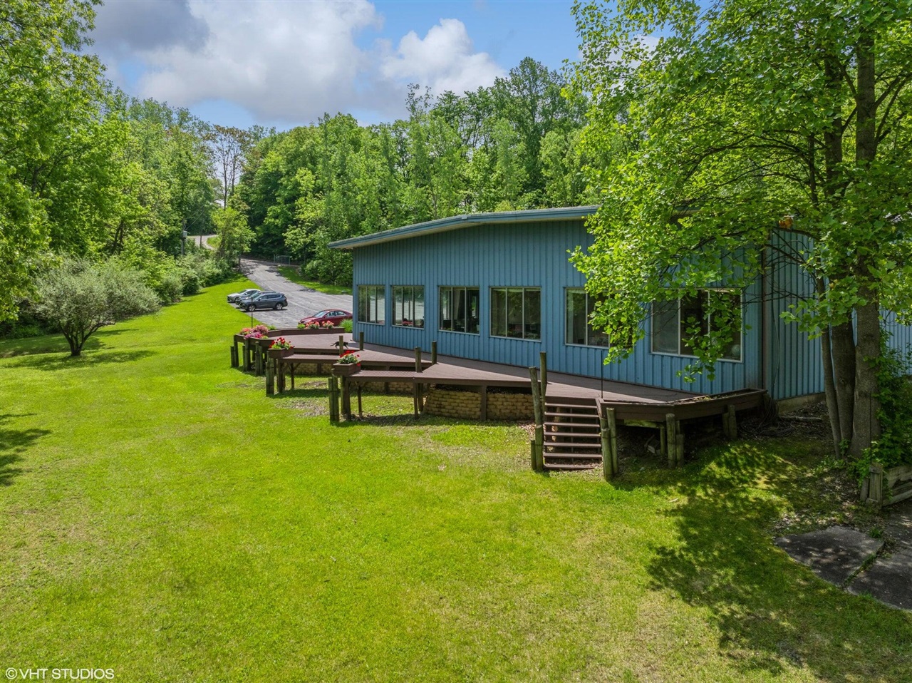 15437 Red Bud Trail Property Photo 6