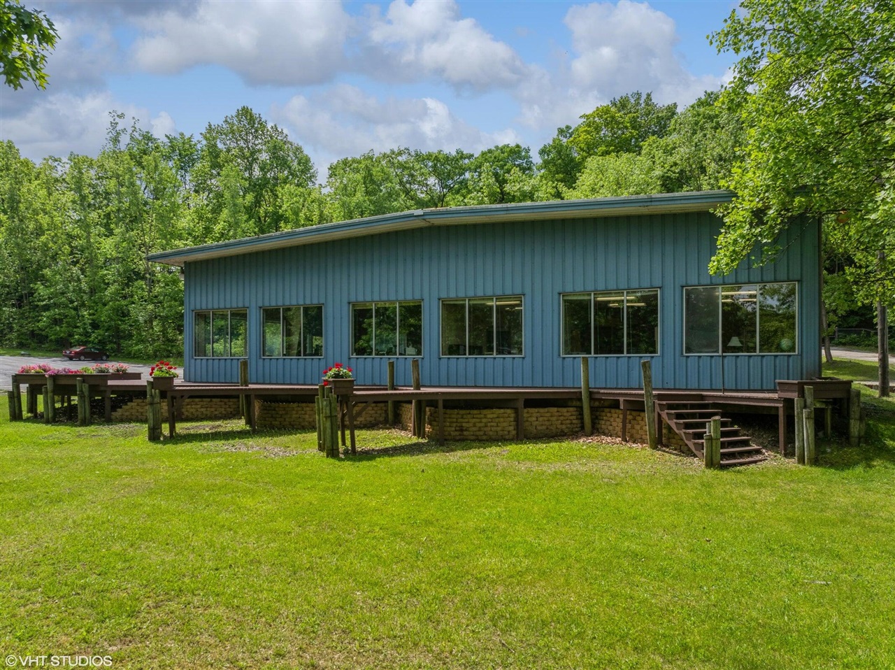 15437 Red Bud Trail Property Photo 7
