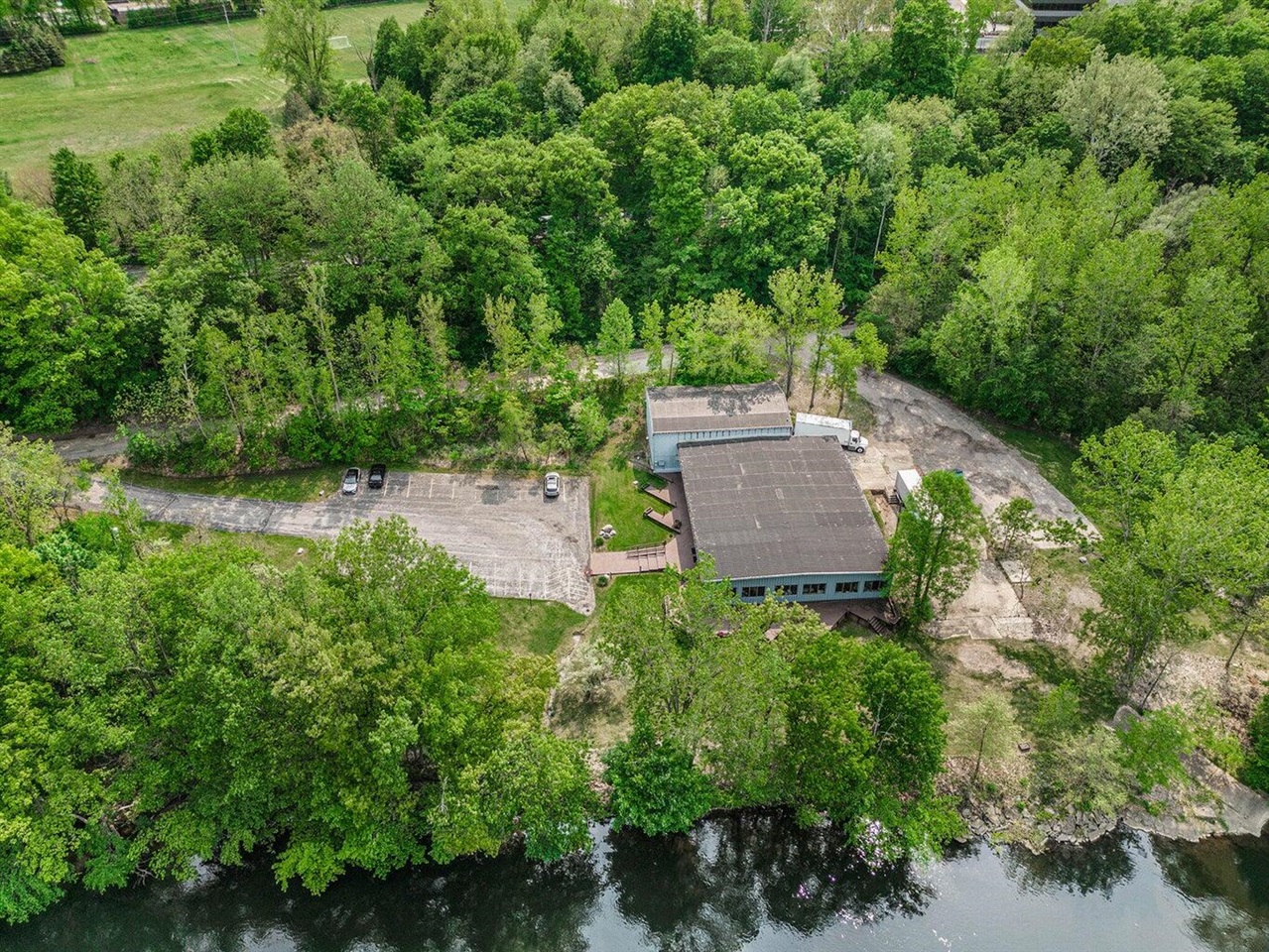 15437 Red Bud Trail Property Photo 10