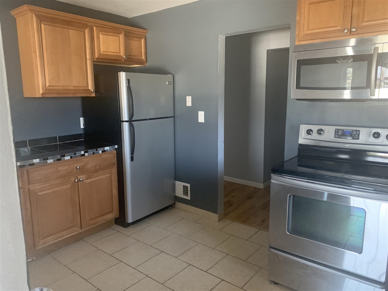 30256 Southfield Road Property Photo 8